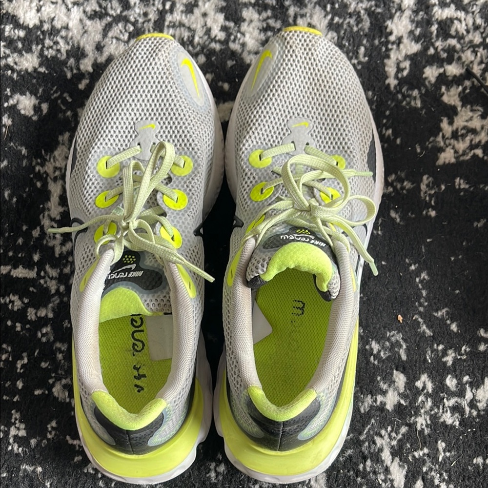 Men’s Nike Renew 10.5